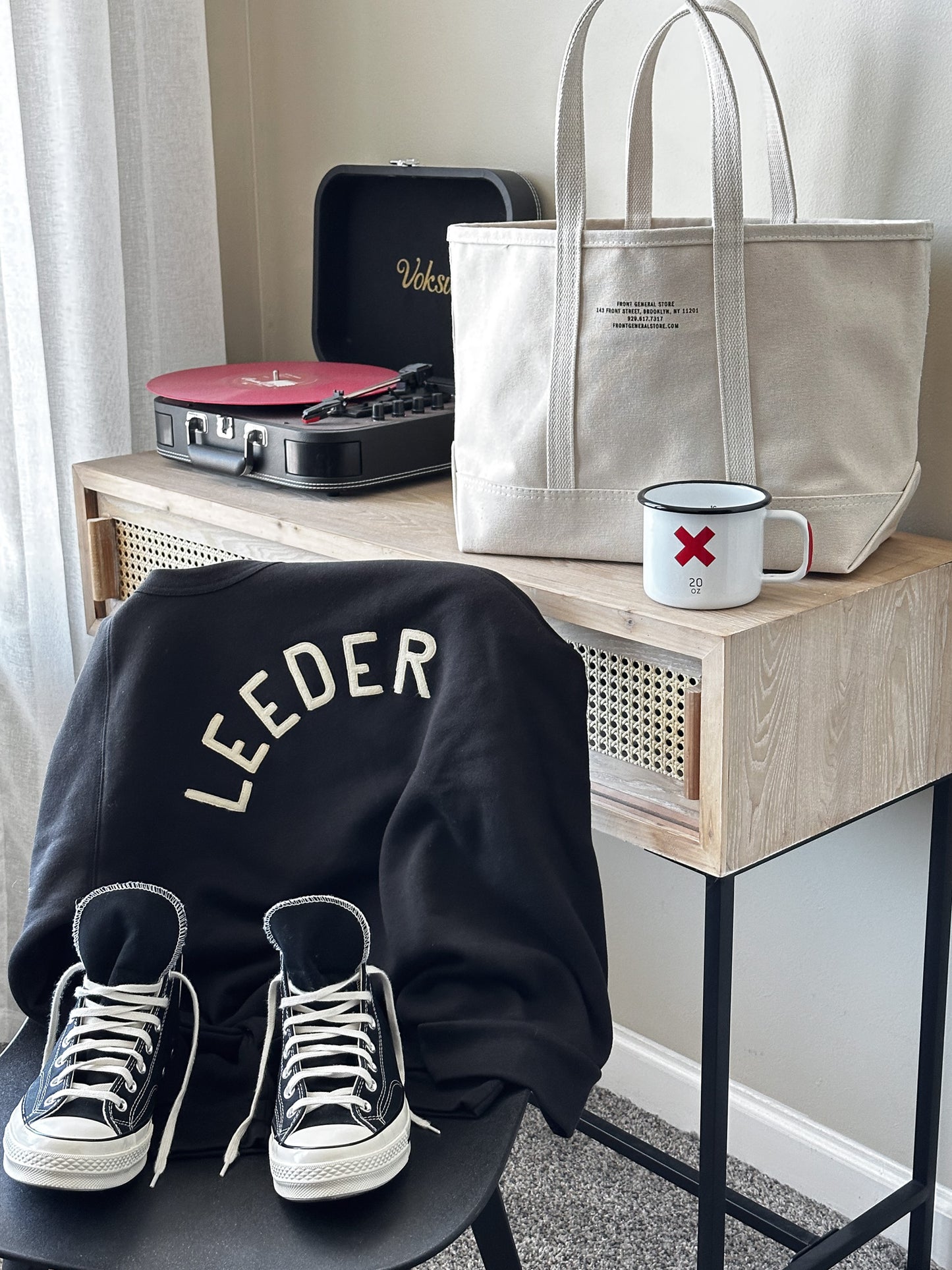 LEEDER APPLIQUE SWEATSHIRT | ECO TRUE BLACK